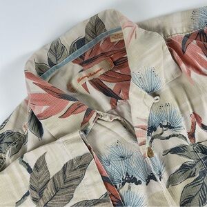 Tommy Bahama Men’s SZ L Short Sleeve Palm Leaf Hawaii Travel Floral 100% Silk
